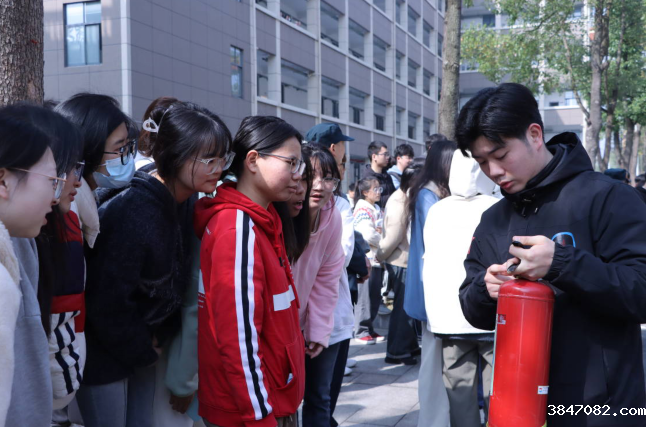 QQ截图20240401092348.png